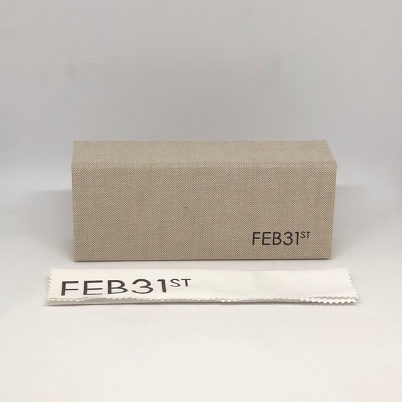 FEB31st Green Wood Eyeglasses w/case // 52 18 140 - Picture 7 of 7